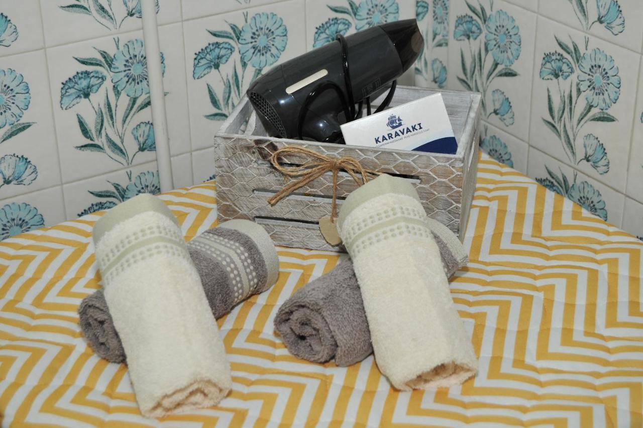 カランバカ Ananta Houseヴィラ エクステリア 写真